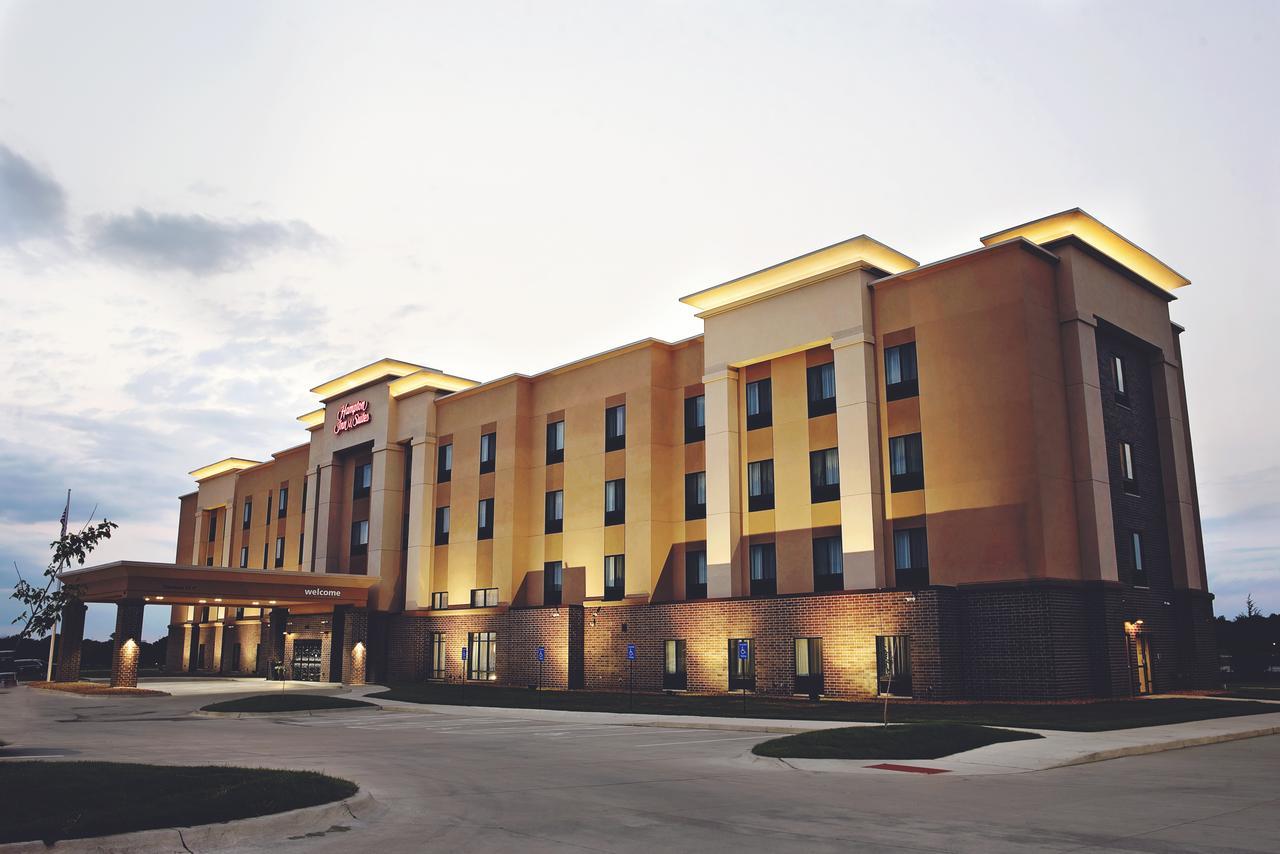 Hampton Inn & Suites Des Moines/Urbandale Ia מראה חיצוני תמונה